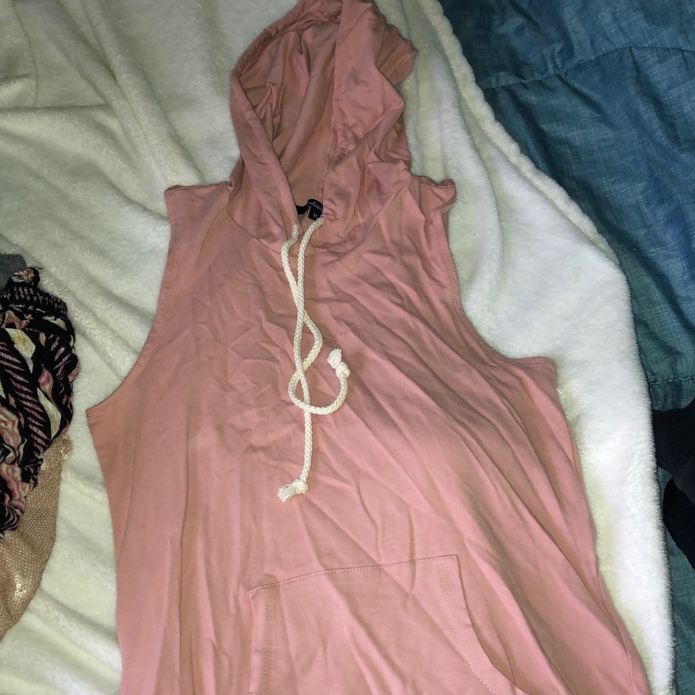 Pink sleeveless dress